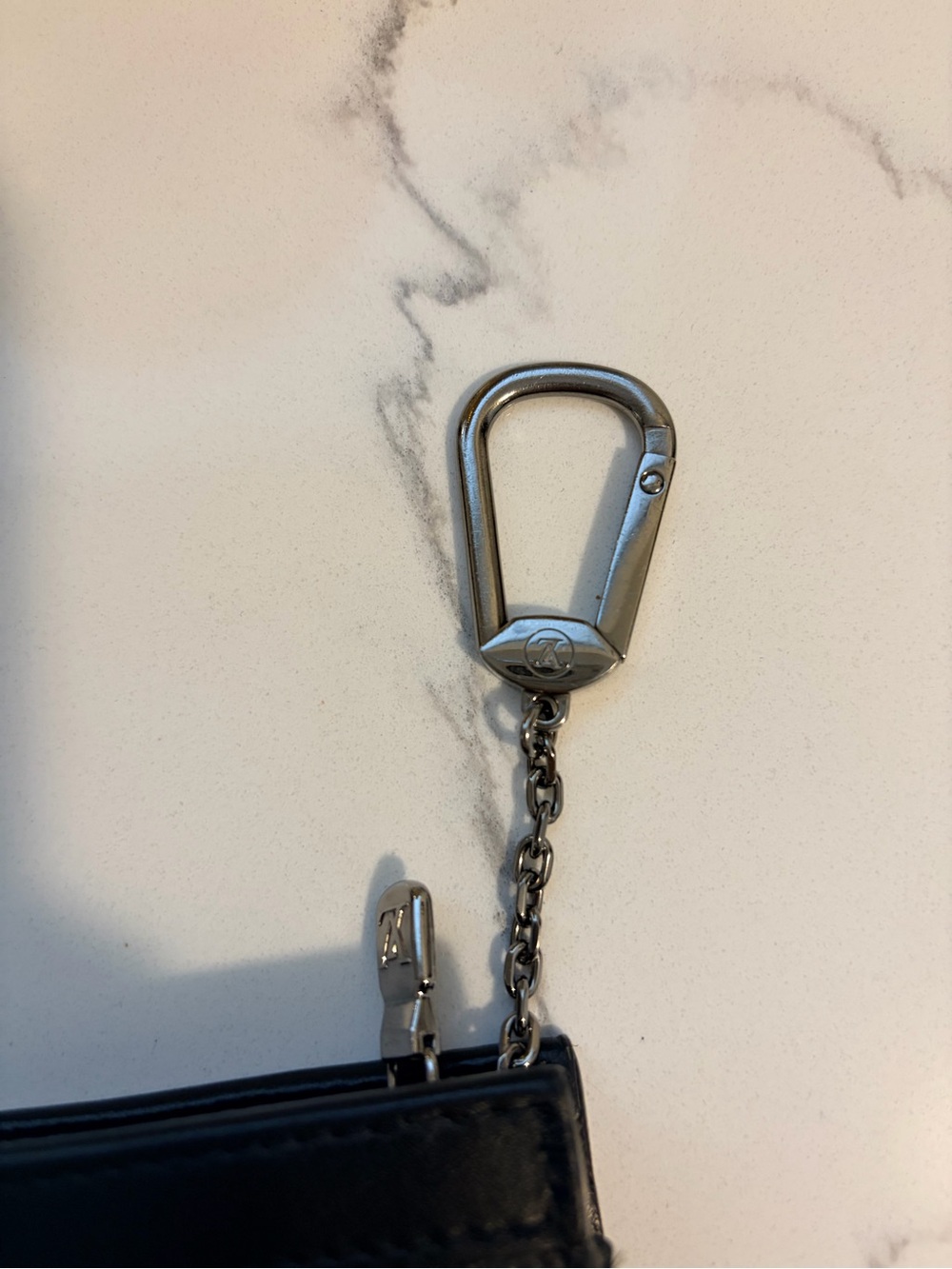 Louis Vuitton Black Monogram Card Case with Metal Clip - Picture 4 of 5